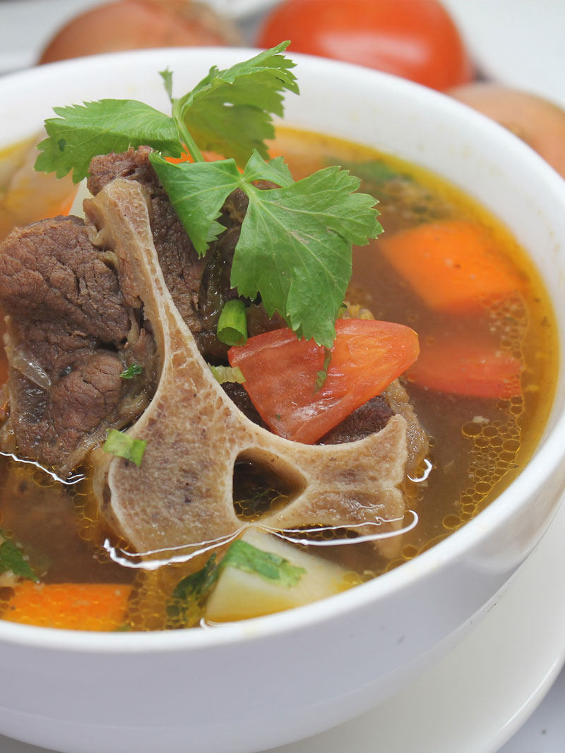 Oxtail soup 